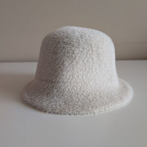 Fuzzy Cream Stone Bucket Hat